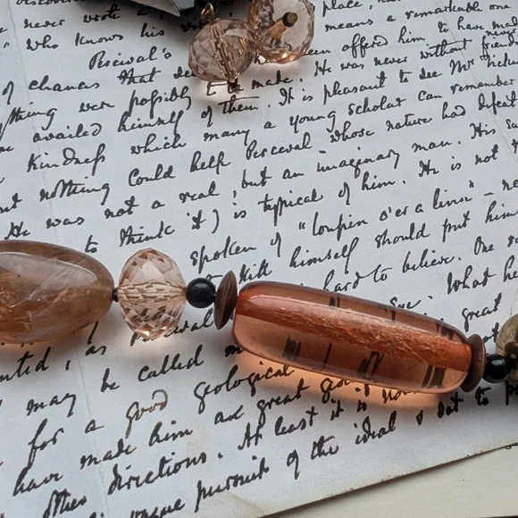 Vintage Amber and Gold Beaded Necklace And Earrings - Picture 3 of 9